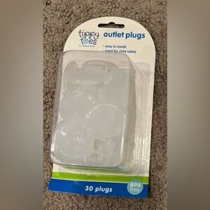 NIB outlet plugs 30 total BPA free tippy toes easy to install great for children